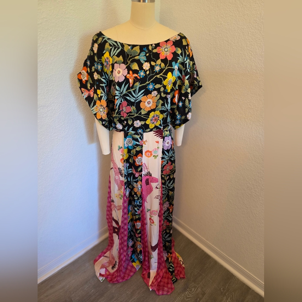 SALE Colorful Feminine Dress - Picture 2 of 16